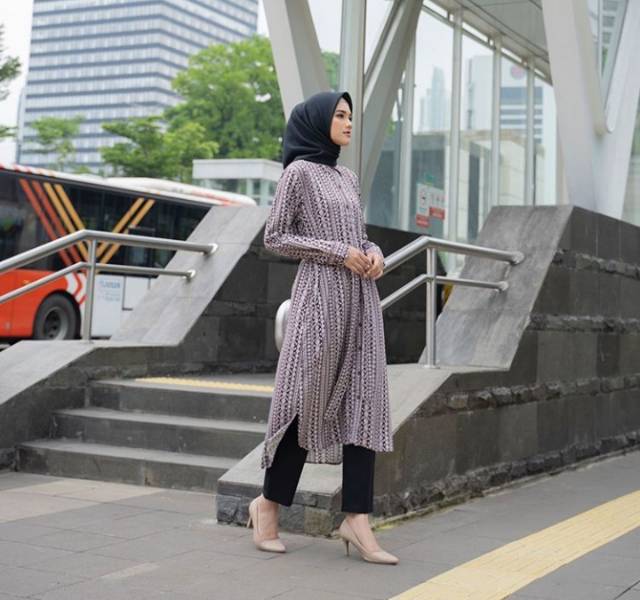 Samira Tunik Maroon by Heaven Lights