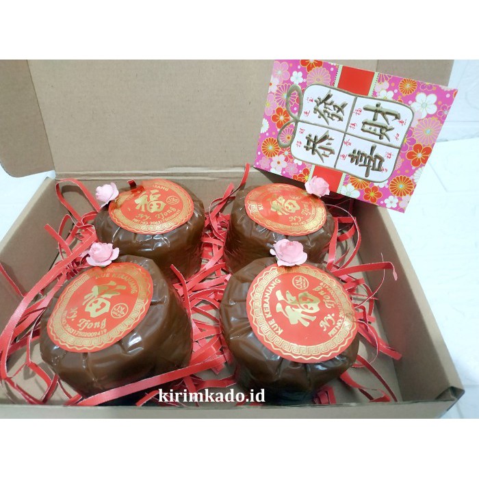 

SPECIAL GIFT / paket kue keranjang imlek enak murah +box + kartu ucapan + kertas kado