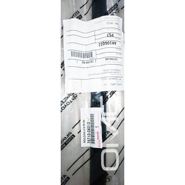 Pelipit Pintu Karet Kaca Luar 1 Set Depan Belakang Kanan Kiri Innova 75710/20/30/40-0K012