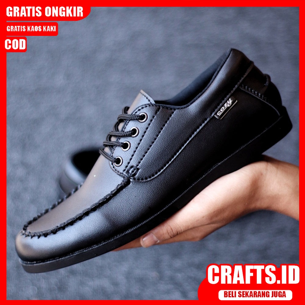 CRAFTS - Sepatu Pantofel Formal Casual Hitam Kulit PU Pria Kerja