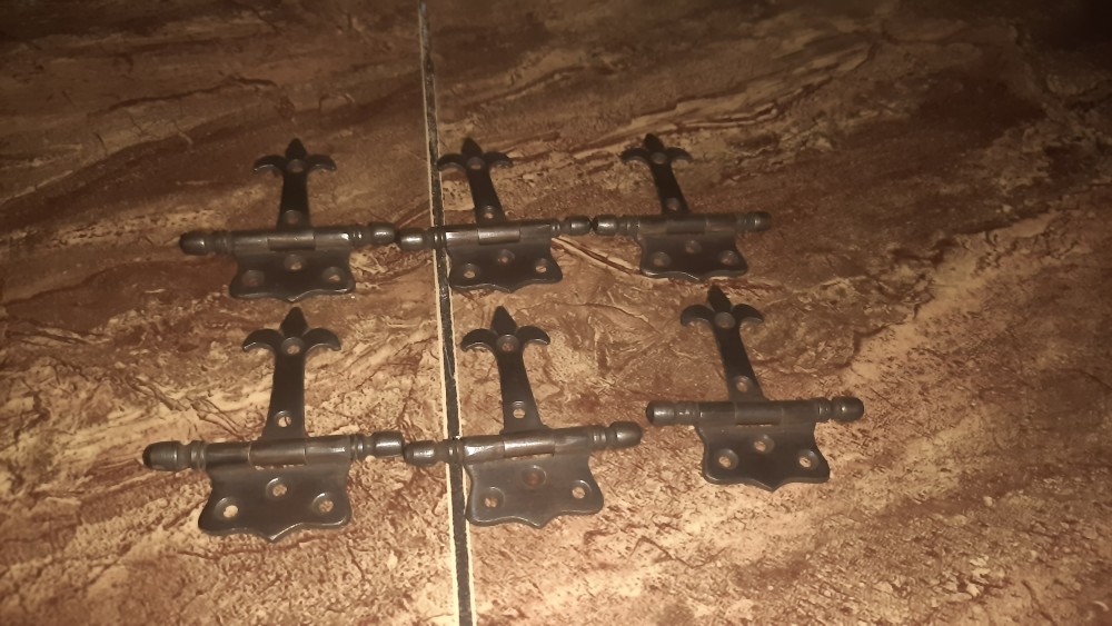 Engsel Kuningan Klasik