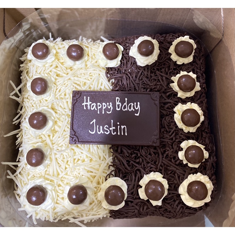 

Classic birthday cake - isi sponge cake