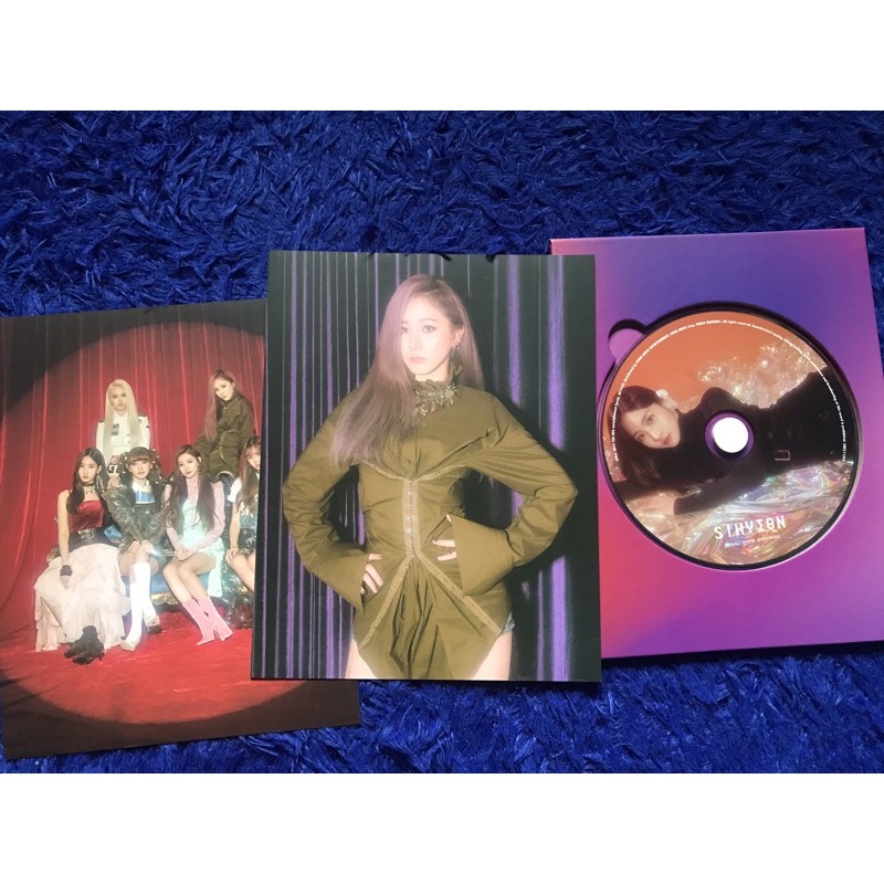 Postcard, photocard MIA and CD only Shiyeon EVERGLOW