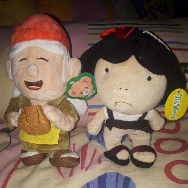 Boneka Kakek Nenek