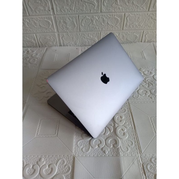 MACBOOK PRO 2017 RETINA CORE i5 RAM 8GB SSD 1TB 13 INCHI OS MONTEREY MULUS