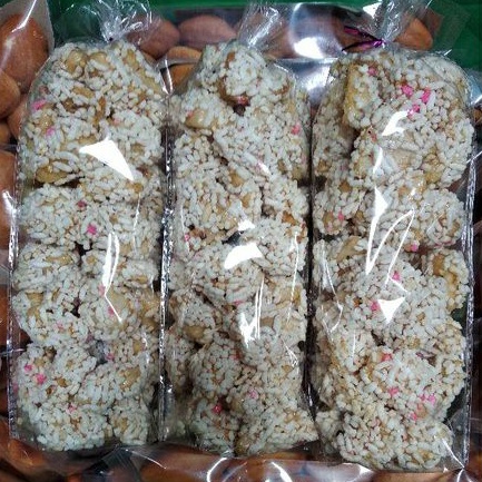 Kue MANCO WIJEN &amp; KACANG khas Madiun