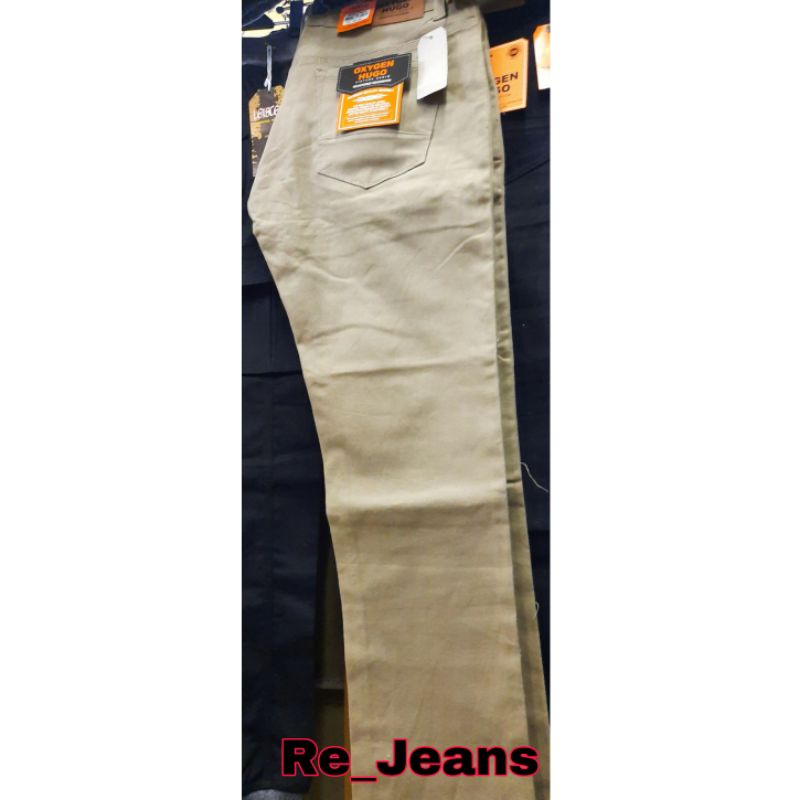 CELANA SEMI JEANS STANDAR PRIA