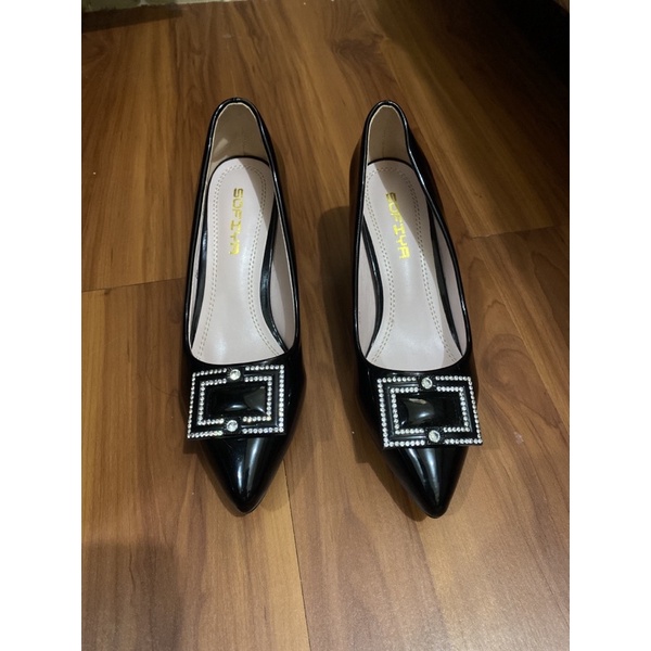 sepatu heels Sofiya