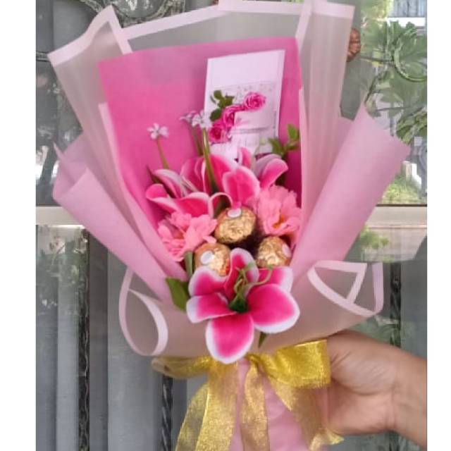 Buket bucket coklat ferrero ferero bunga kado hadiah wisuda ulangtahun pacar wanita murah