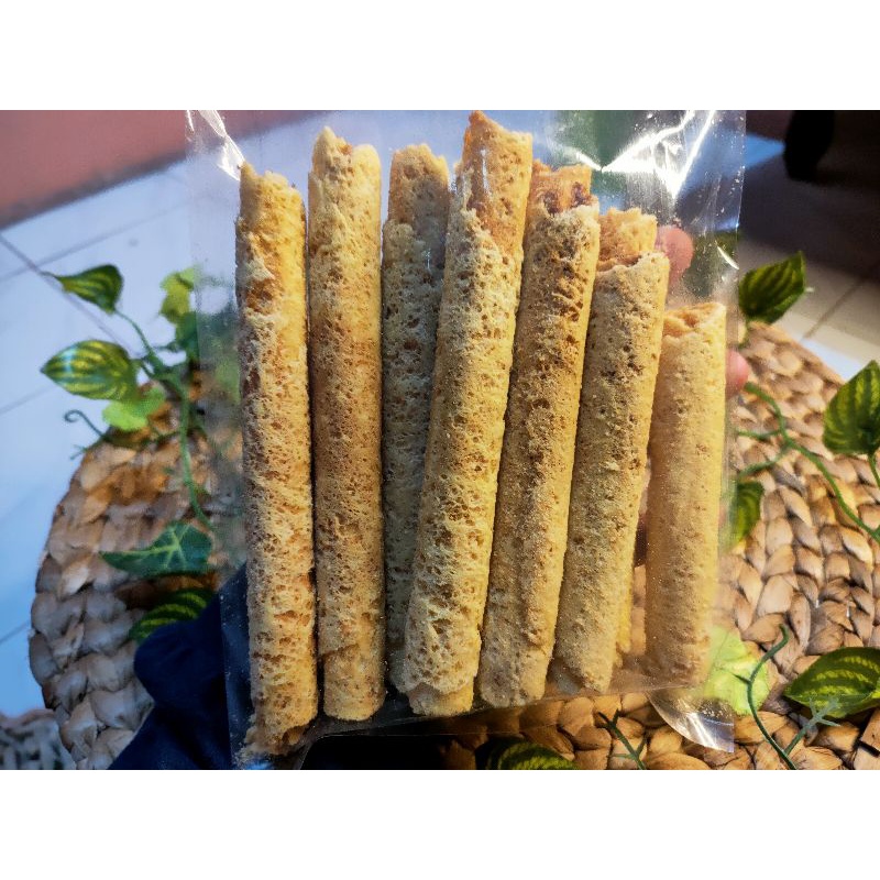 

Cemilan snack eggroll murah kemasan 100gram