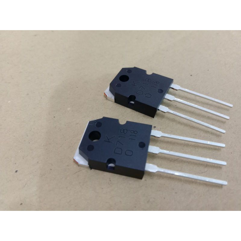 transistor D 718 original