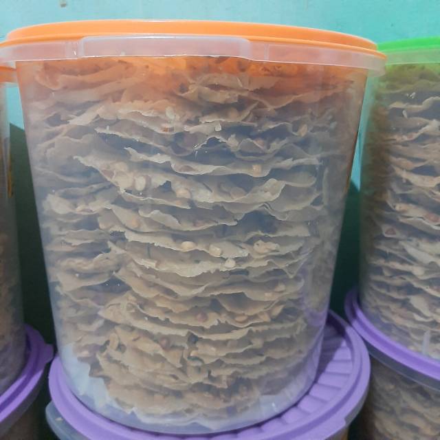 

PEYEK - REMPEYEK MAKANAN RINGAN (KACANG TANAH, UDANG REBON, TERI MEDAN)