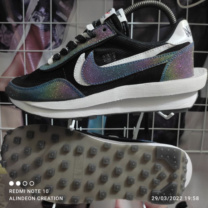 sepatu sacai