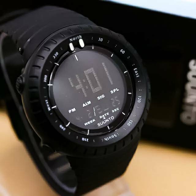 Jam tangan-suunto dibital