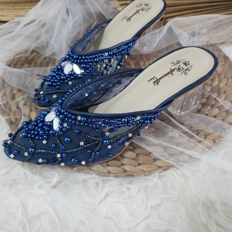 sepatu navy yohana brukat cantik bertaburan diamont dan mutiara