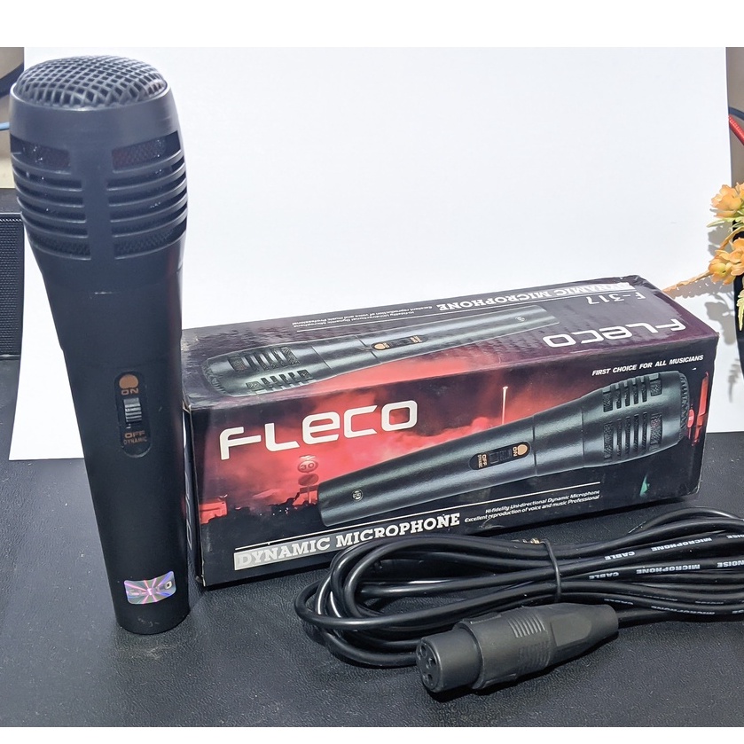 Mic Dynamic Microphone Professioanl Karaoke Fleco F-317 New F 317 Murah Berkualitas Panjang Kabel hingga 2.5 meter Jernih dan Ngebass
