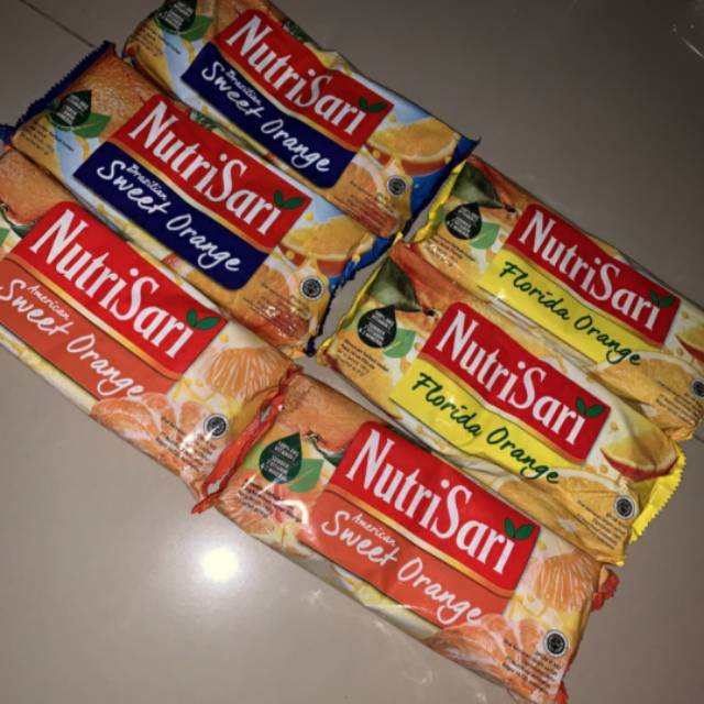 

Nutrisari minuman Vitamin C rasa JERUK ( 10 sachets / PACK ) 140gr