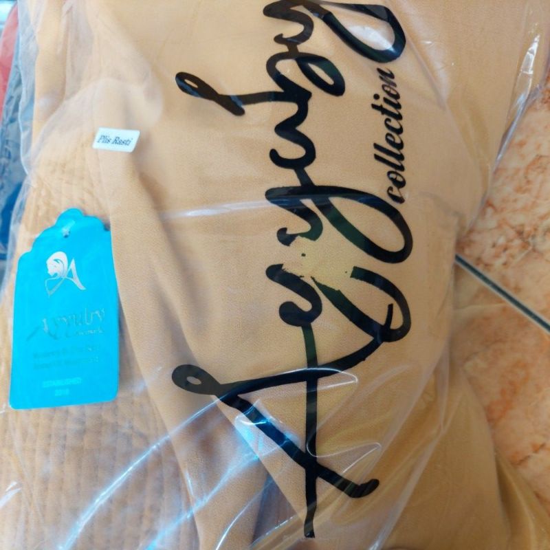 HIJAB PLISKET POLOS RASTY CERUTY PREMIUM ORI AYYUBY-Polos rasty Mustard