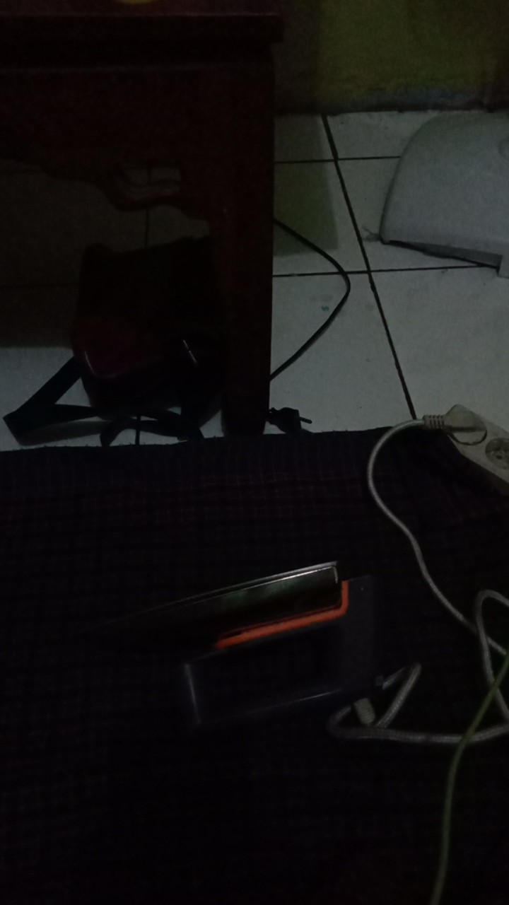 Cling Pembersih Kaca Botol 440ml