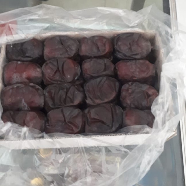 

Kurma BAM MAZAFATI dates kurma ANGGUR