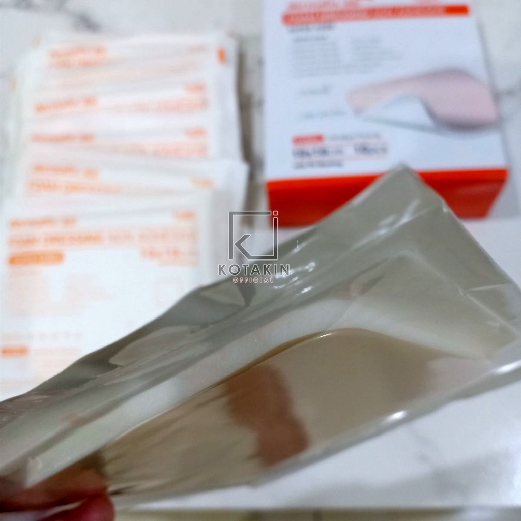 1 Pcs Dermafix SS Foam Dressing Non Adhesive 10 x 10cm OneMed