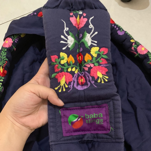 Preloved baba sling