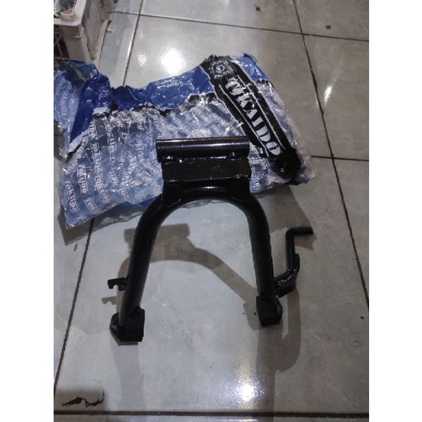 standar 2 standar tengah jupiter z