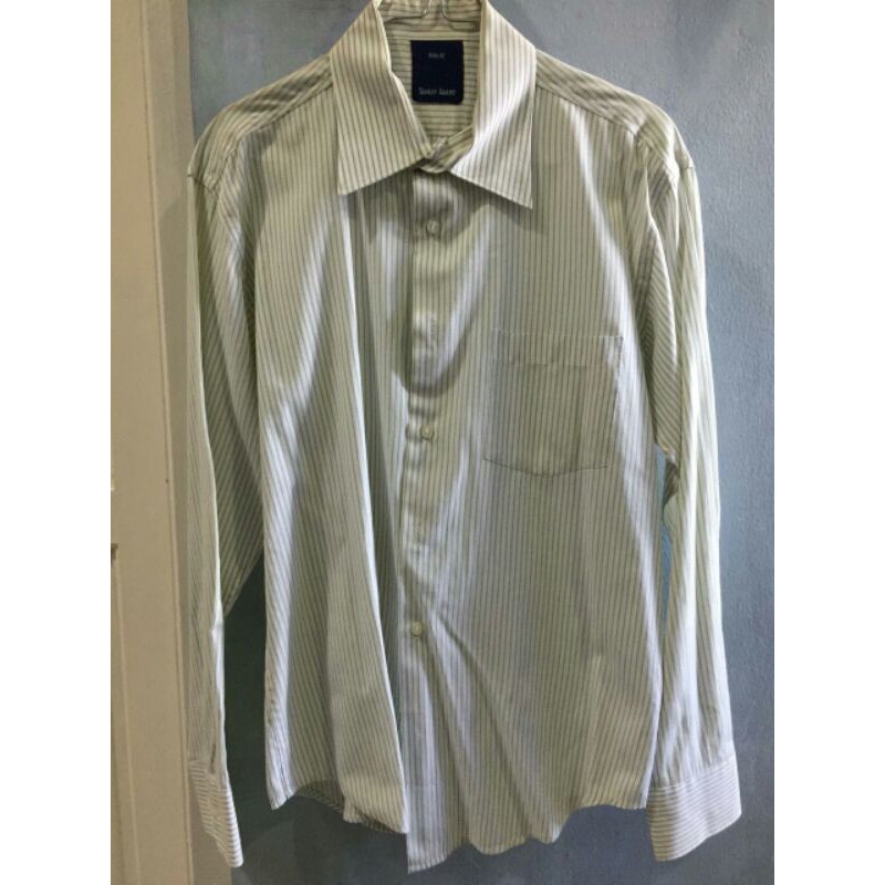 (PRELOVED) KEMEJA PRIA LENGAN PANJANG PUTIH GARIS HIJAU
