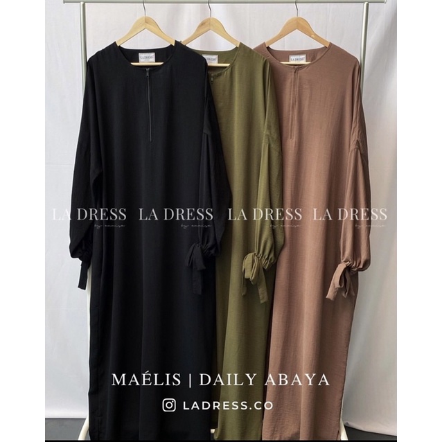 Preloved Maelis Abaya Black Size 1 by Ladress.co || Ladress