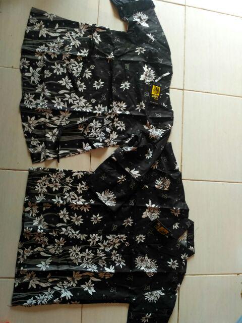 Sarimbit Batik Couple Atasan Batik Wanita Rowo Akar Daun Mohabaten