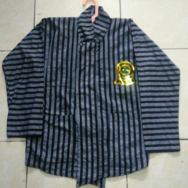 Surjan lurik abu abu hitam