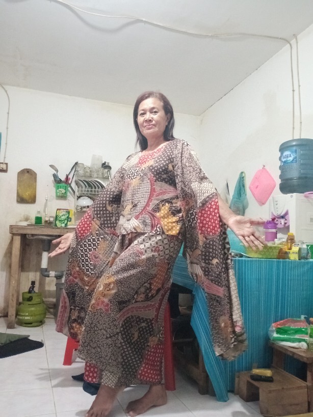 Batik Solo Modern Couple/sarimbit Peksi Kemeja Dan Topbatwing