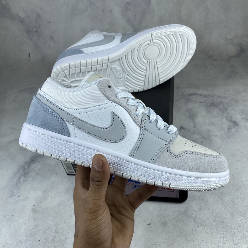 nike air jordan 1 low paris sky grey