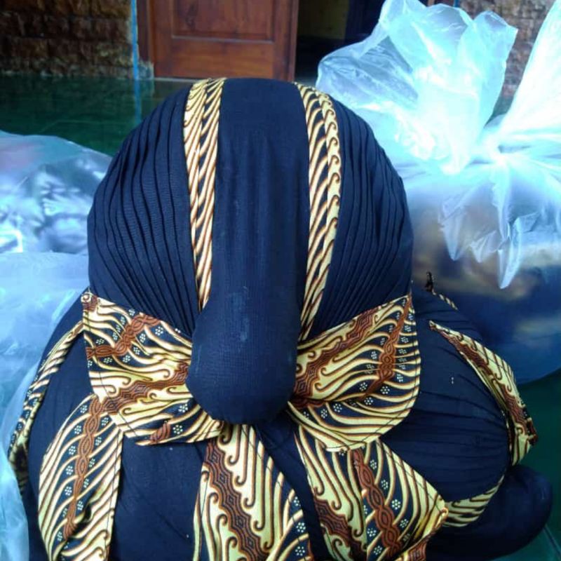 Blangkon lipat jogja batik kuning