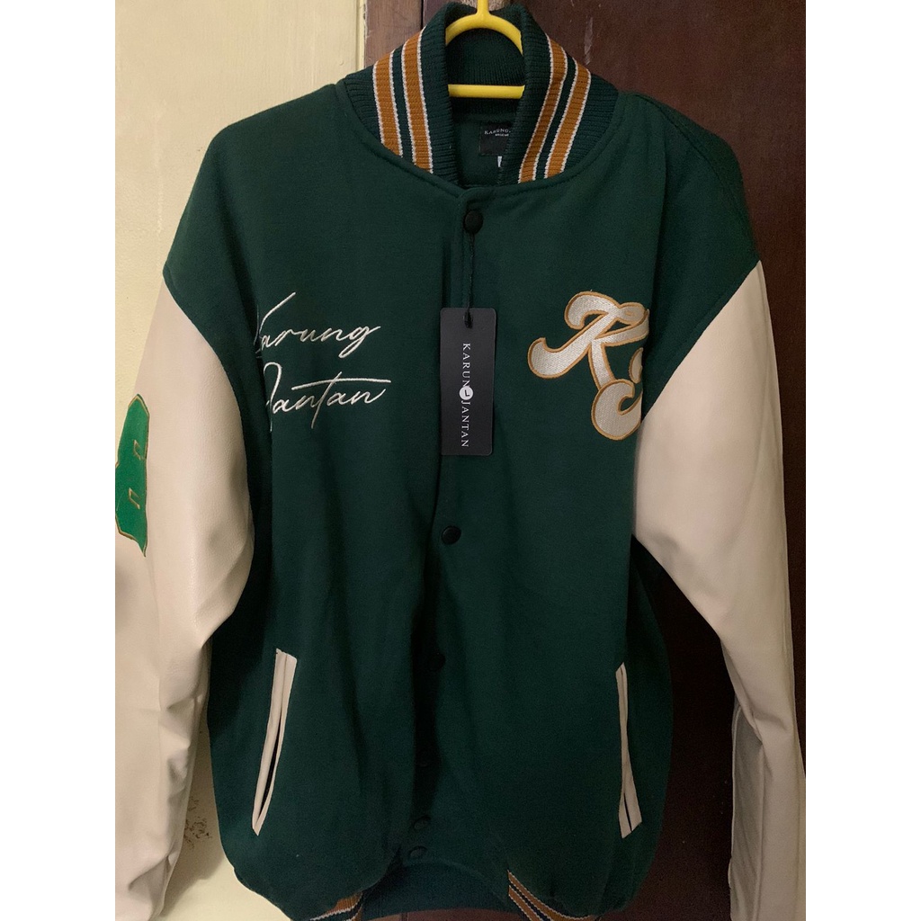 Varsity jacket karung jantan (preloved)