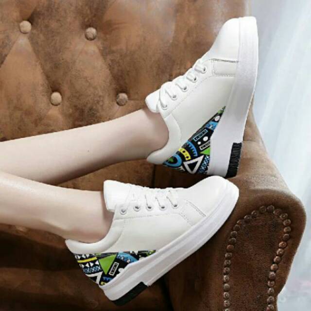 Boot Toraja Putih 02