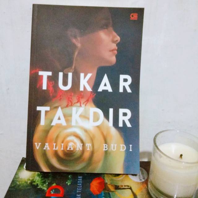 [Preloved] Tukar Takdir- Valiant Budi
