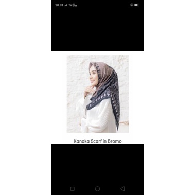 kanaka bromo scarf wearing klamby