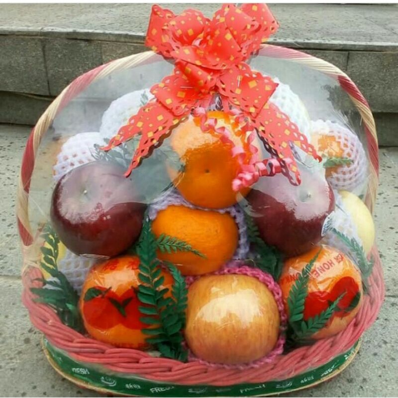 

Free ongkir (grab instant dan pengiriman 1 hari) khusus area solo parcel buah hampers buah parsel buah