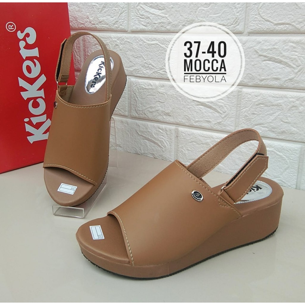 Sandal Wedges Selop Wanita Kickers