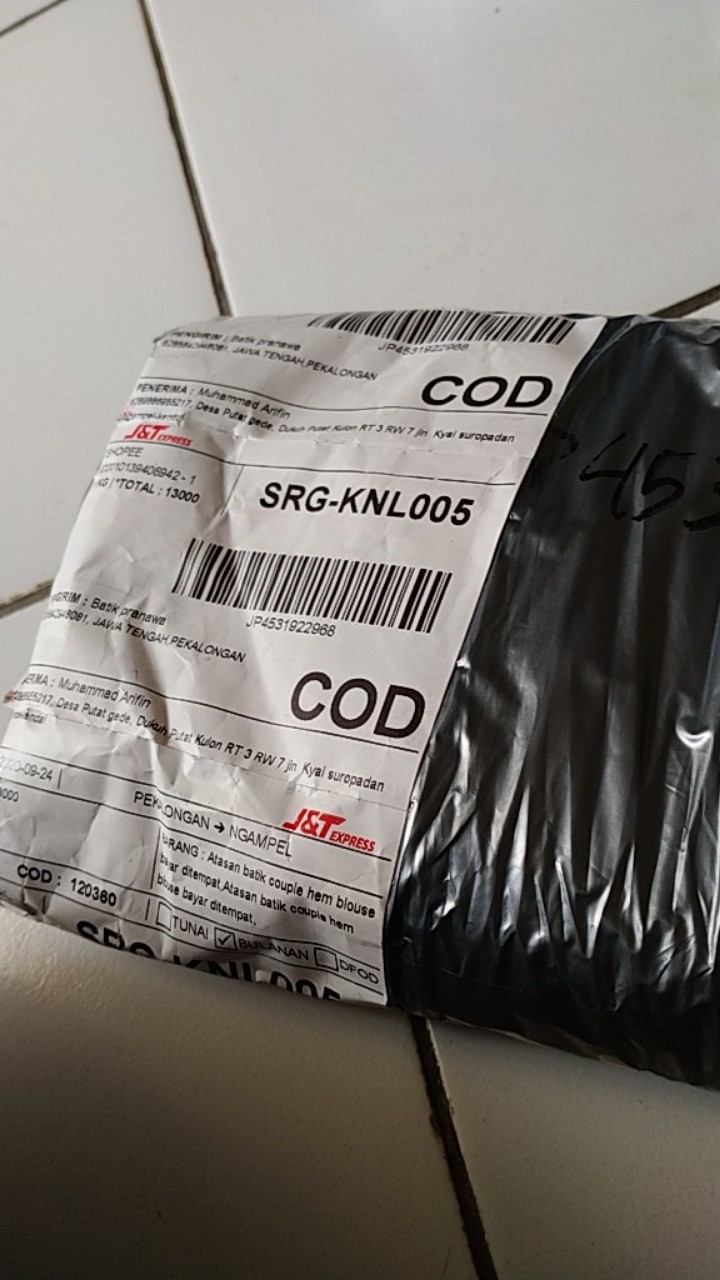 Maura Couple - Sania Ruffle Batik Couple