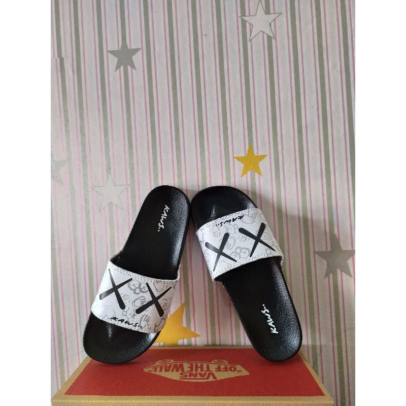 Sandal Slop Kaws Sesame Street sendal slop casual murah grade original