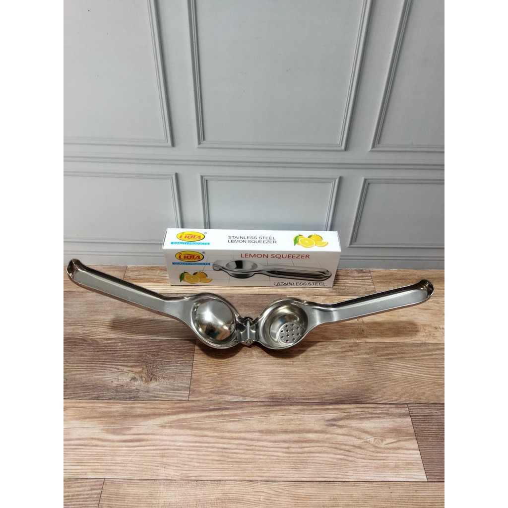 Lemon Squeezer / Alat Peras Jeruk Stainless Steel