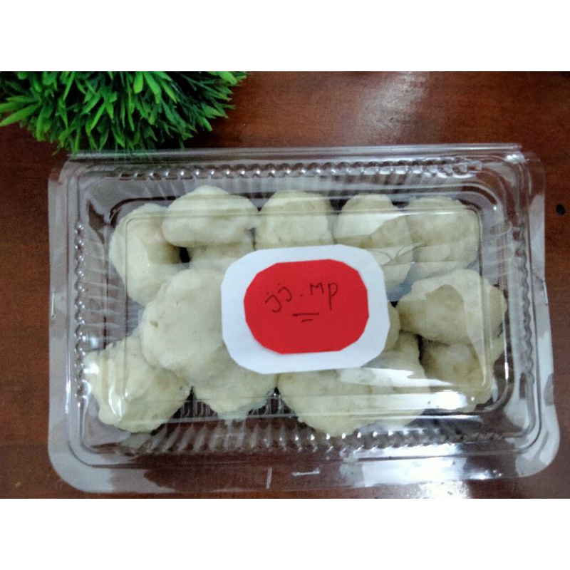 

bakso ayam pilihan .