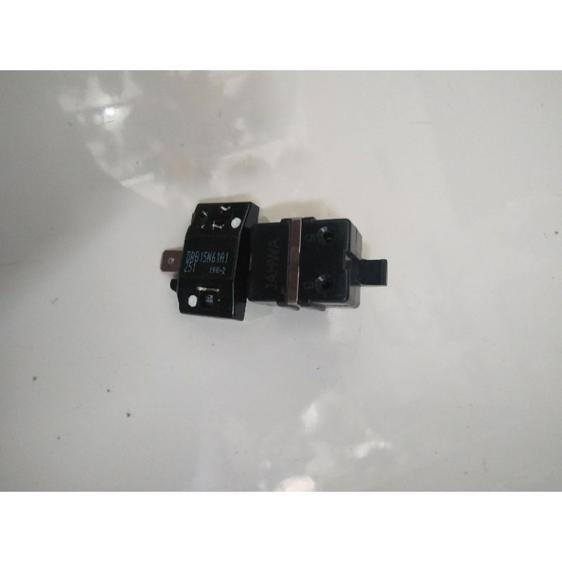 Rilay overload 2pintu 1/6 pk rilay soket kiri