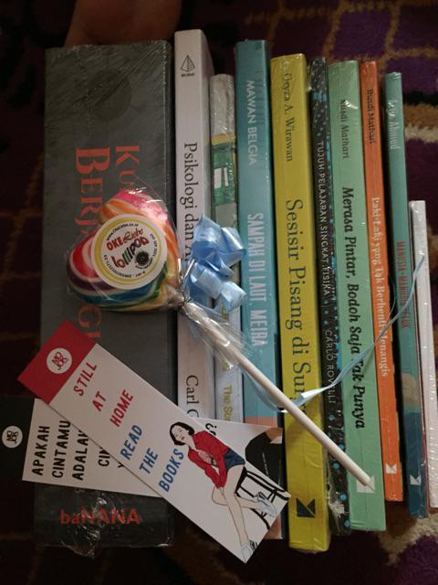 Sampah Di Laut, Meira