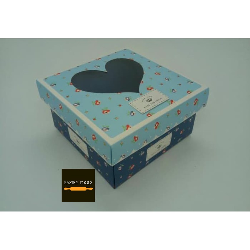 

PURE & FRESH CAKE BOX (BLUE) UK. 16 X 16 X 9 CM PACK ISI 10 PCS dus kue