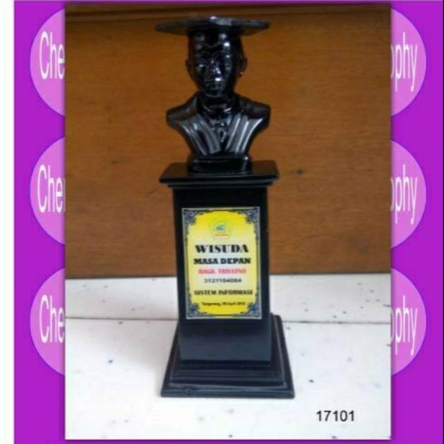 Piala Patung Wisuda