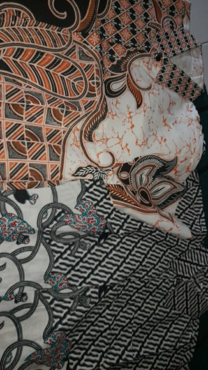 Bswart Batik Hrb026 Kenongo Hem Pendek Anjani Biru Pekalongan M L Xl Batik Pria Murah Modern Grosir