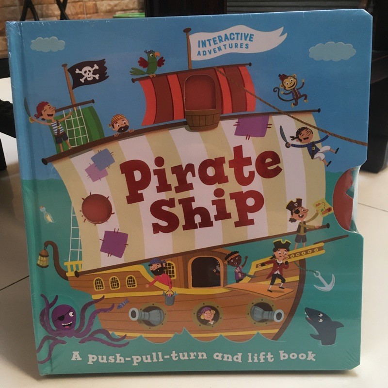IGLOO Books Busy Machine Pirate ship  Push pull turn learn book Attractive book Buku impor anak